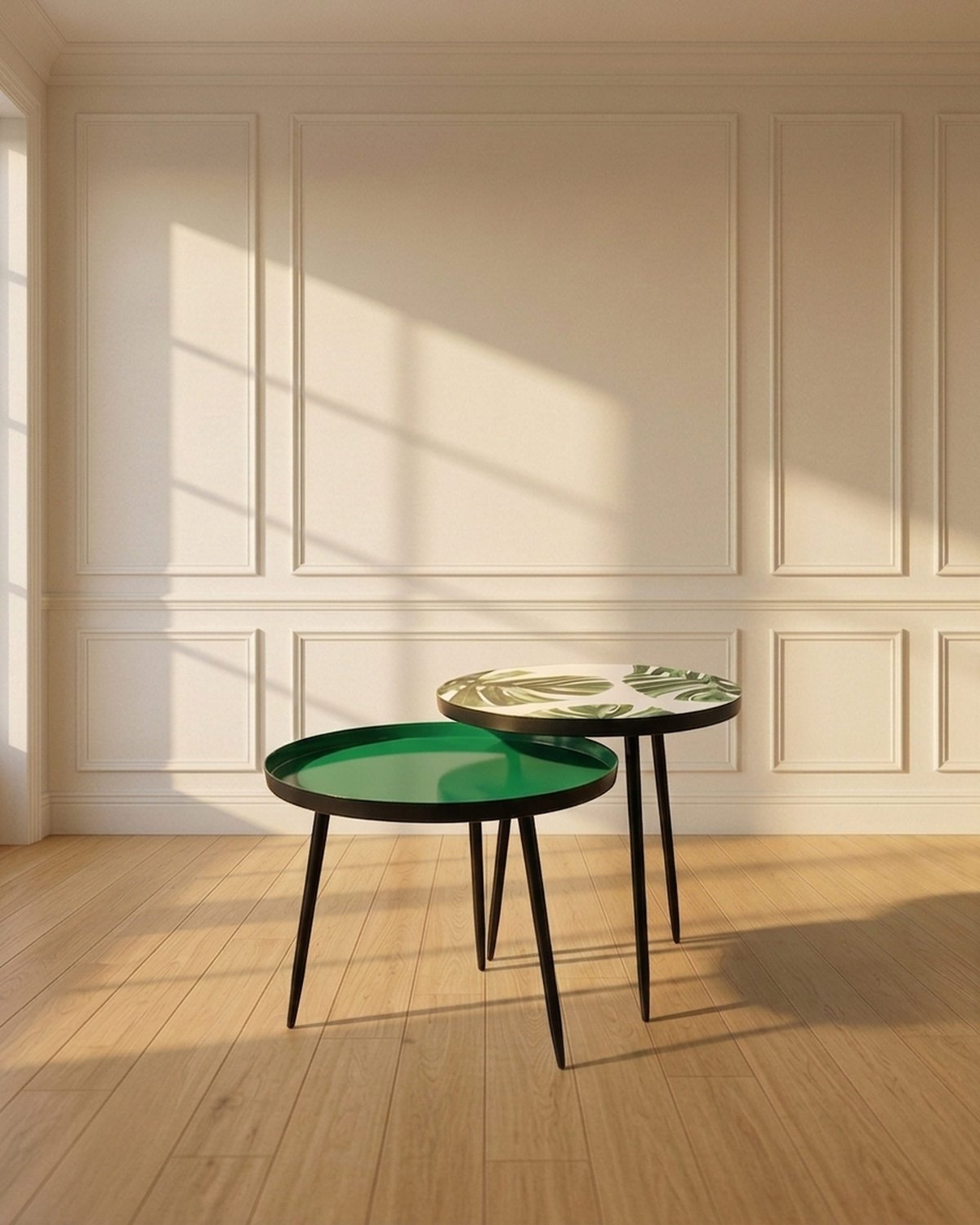 Laurel Leaf Nesting Table (Set of 2)