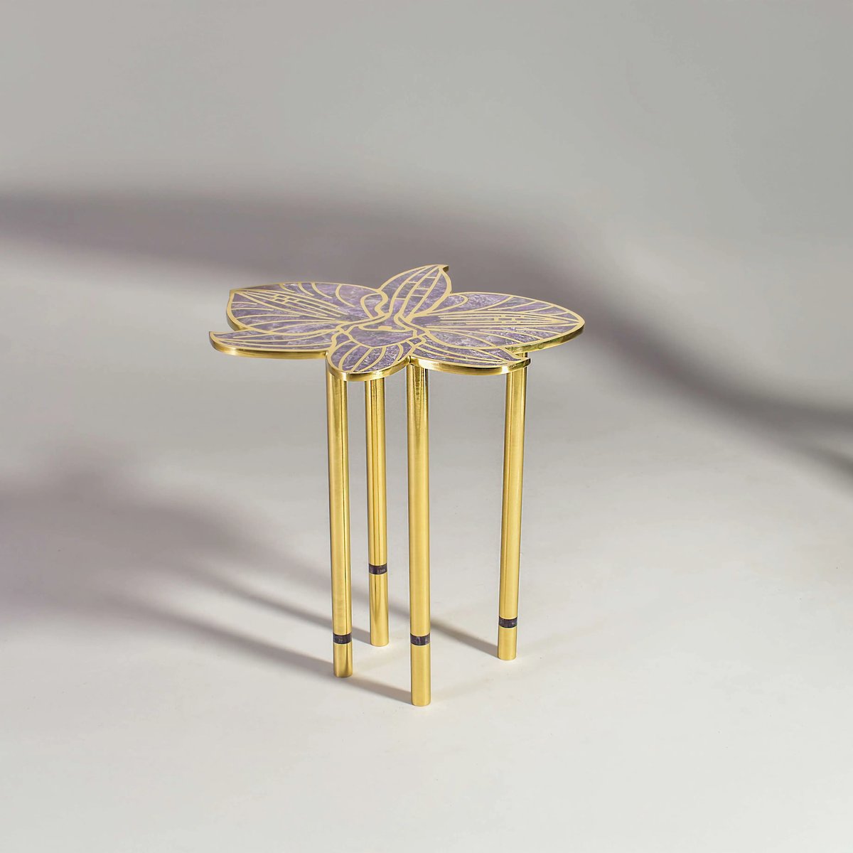 Bloom Table