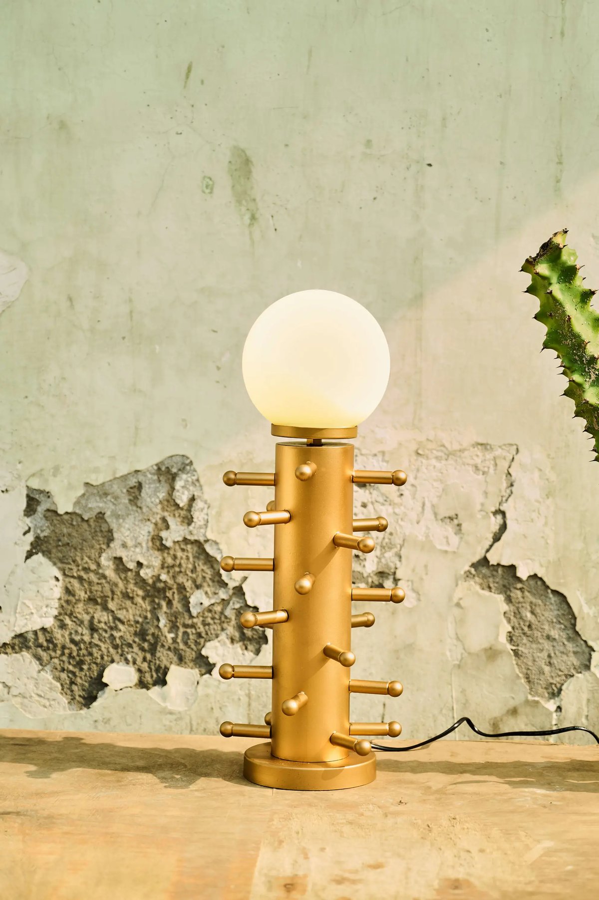 Cacti Table Lamp