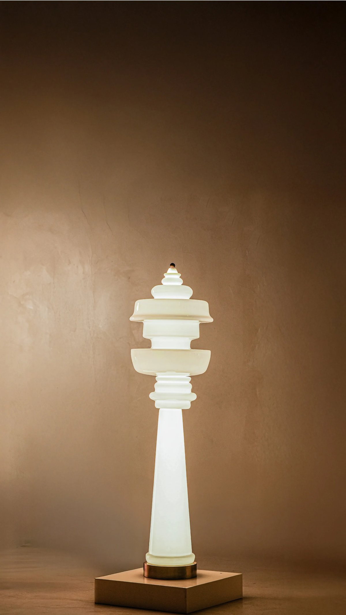 Stamba Floor Lamp