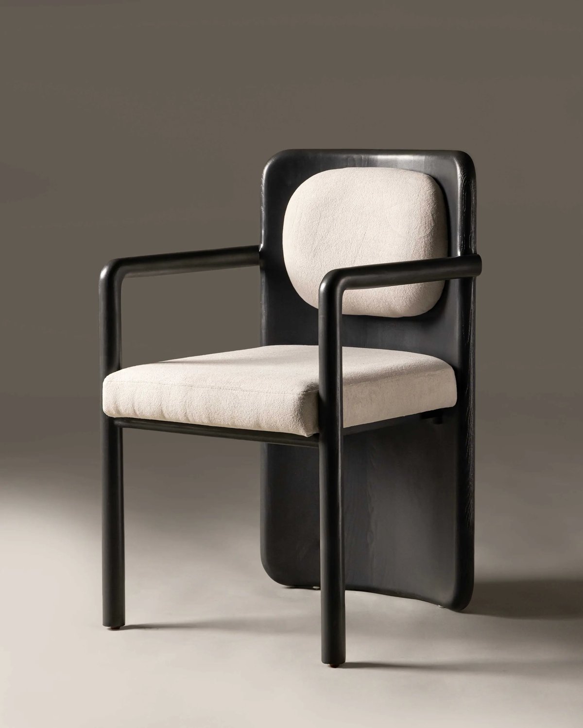 Dhaal Chair