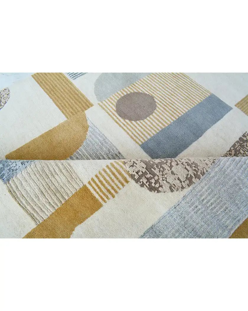 Sand Gaze Rug