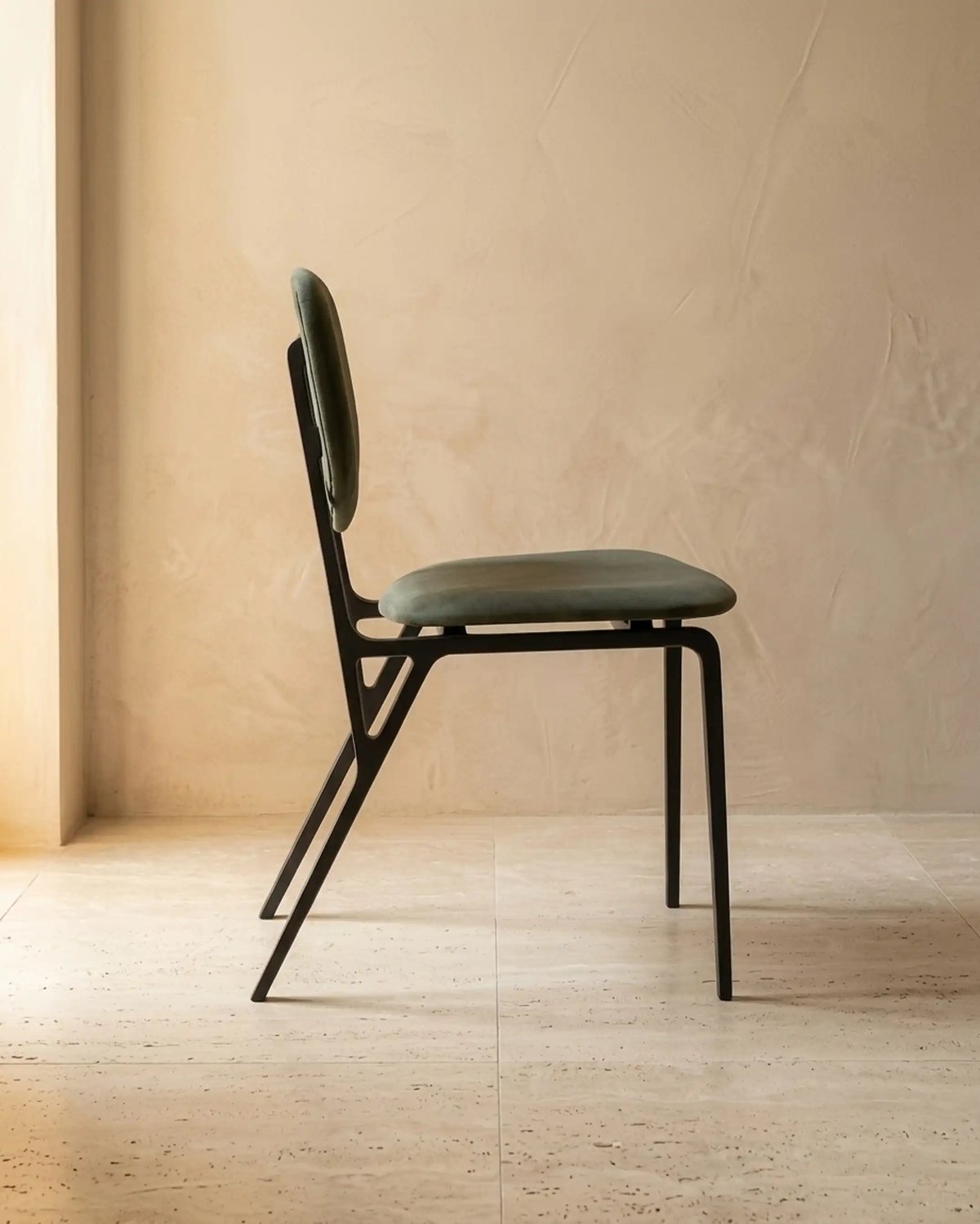 Yoga Dining Chair