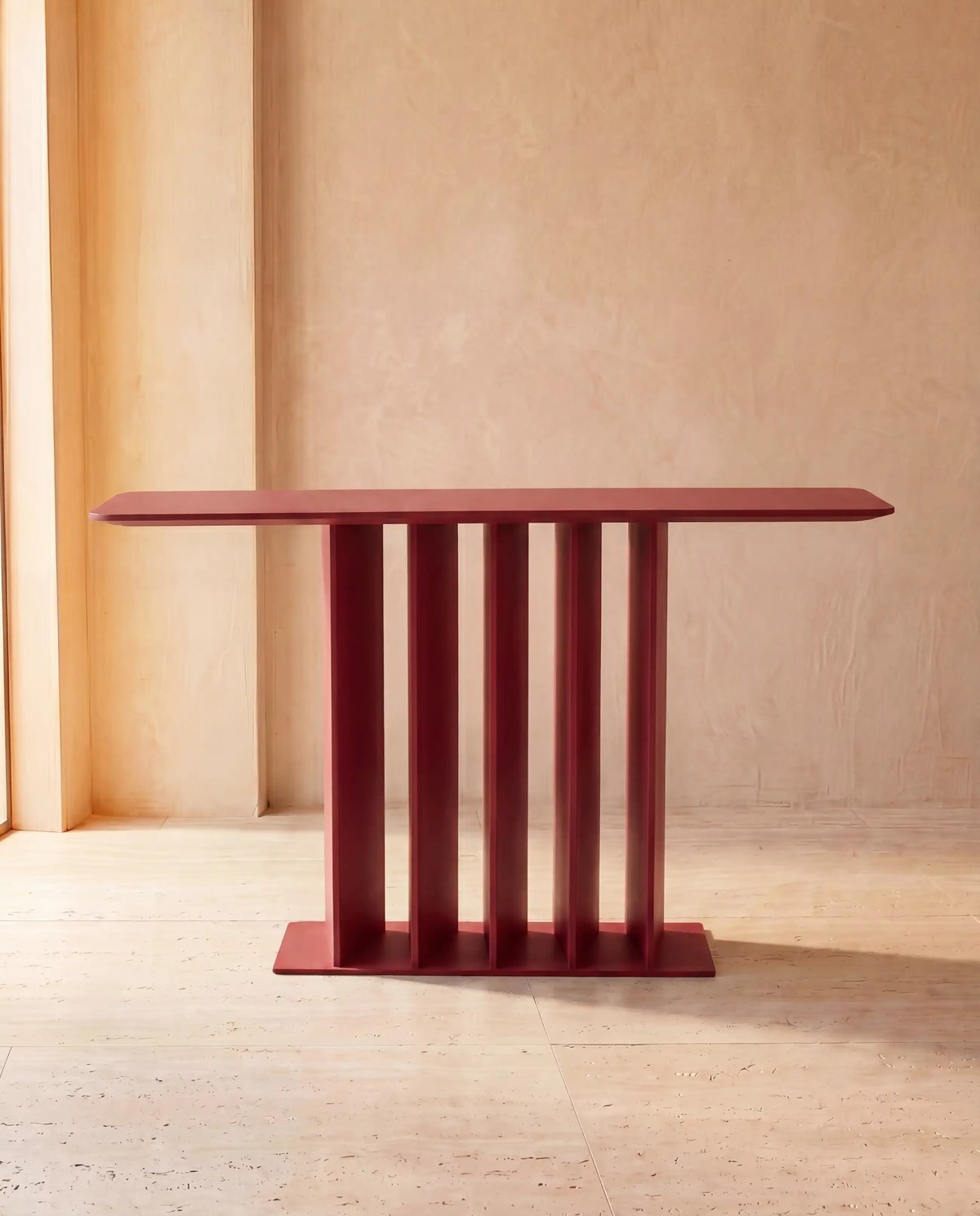 Maani Console Red