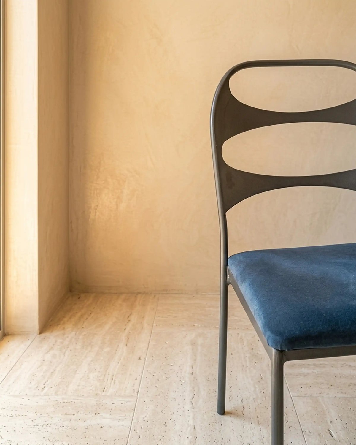 Weimar Chair Horizontal