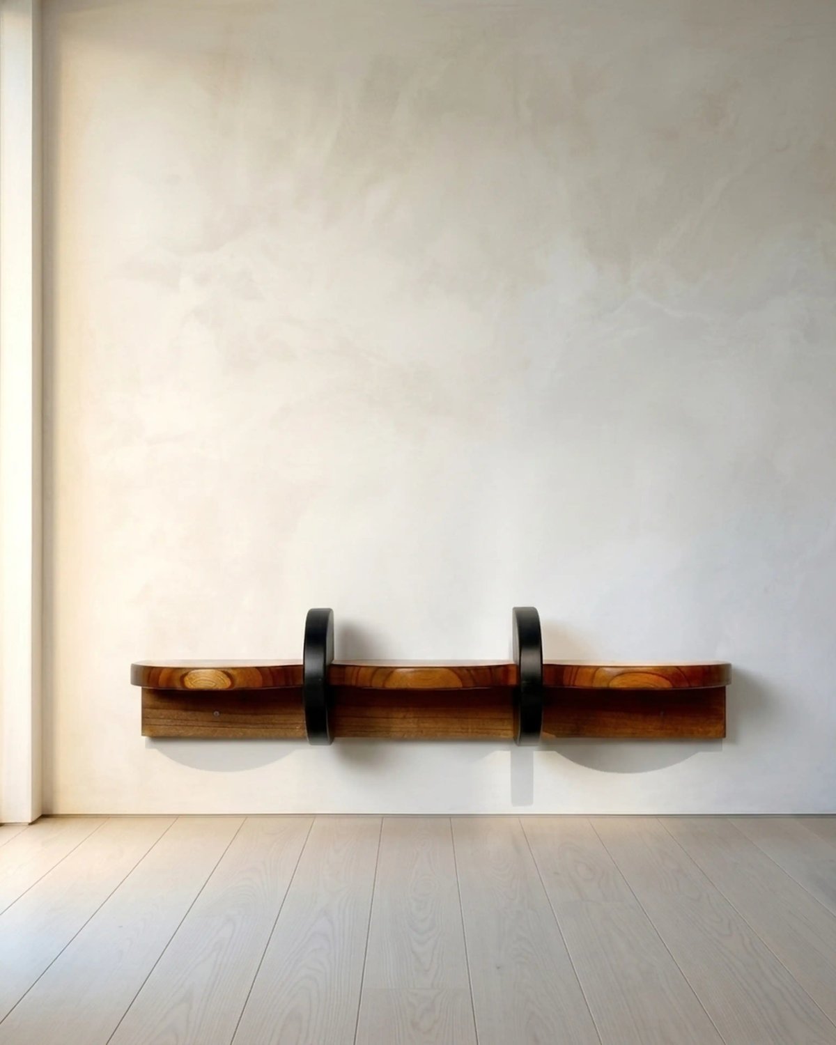 Kari Shelf w/ Adjustable Bookends 
