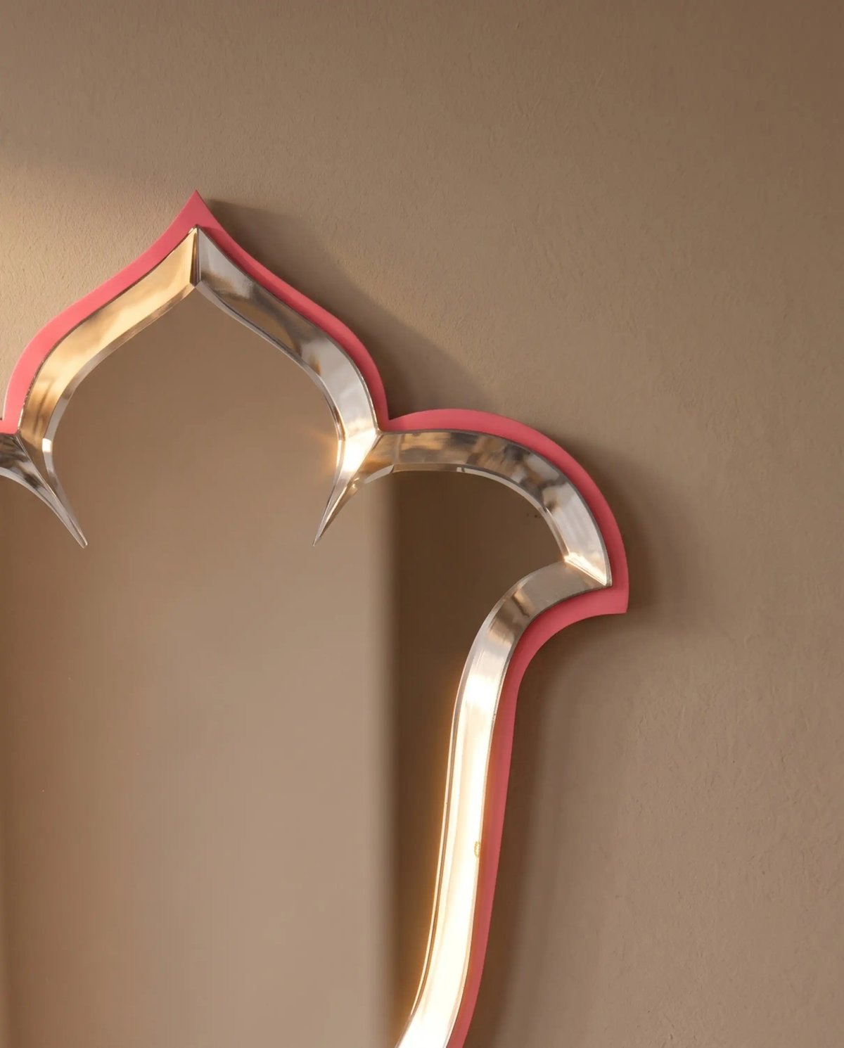 Aaina Lal Kila Mirror