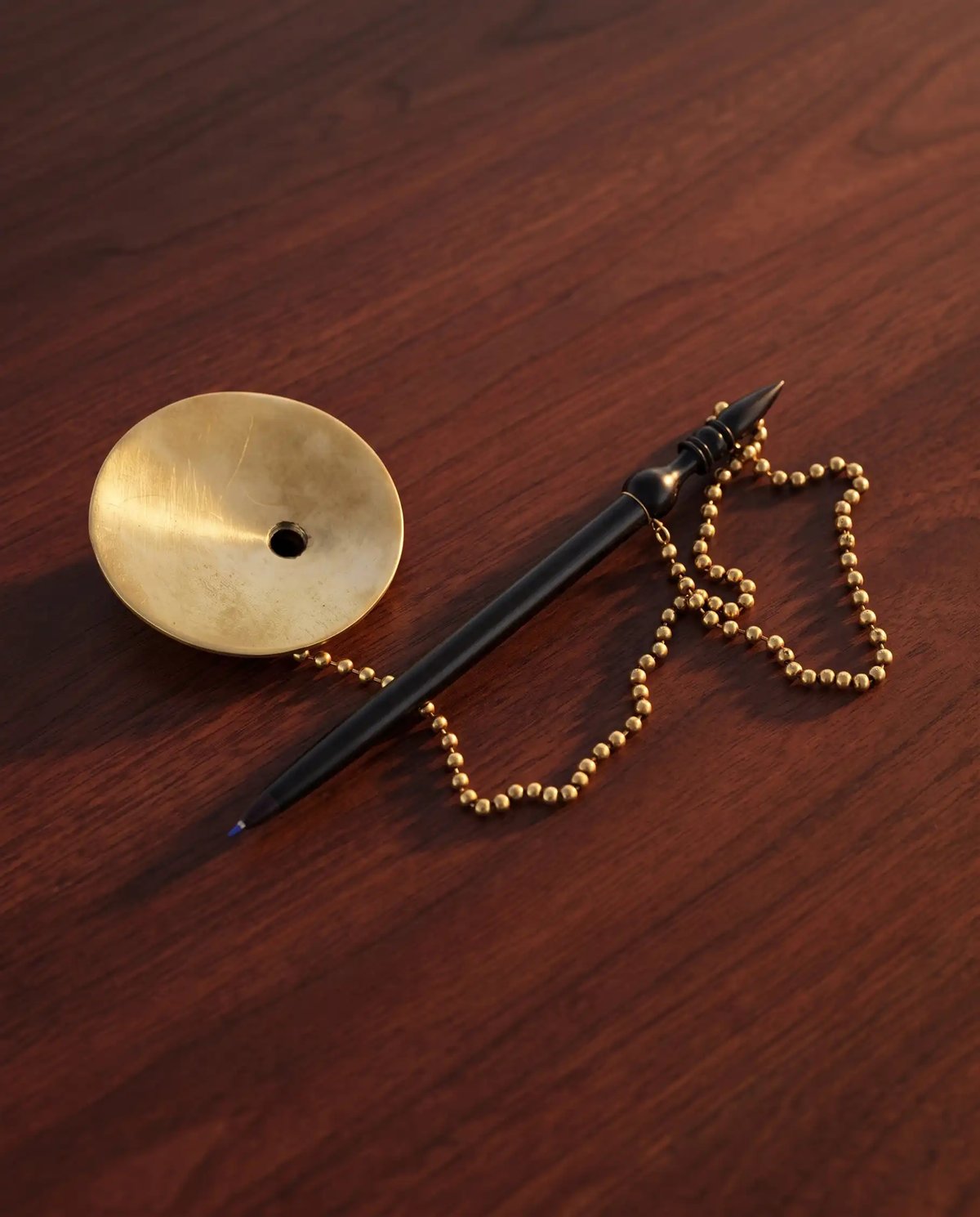 Babu Moshai Pen With Stand