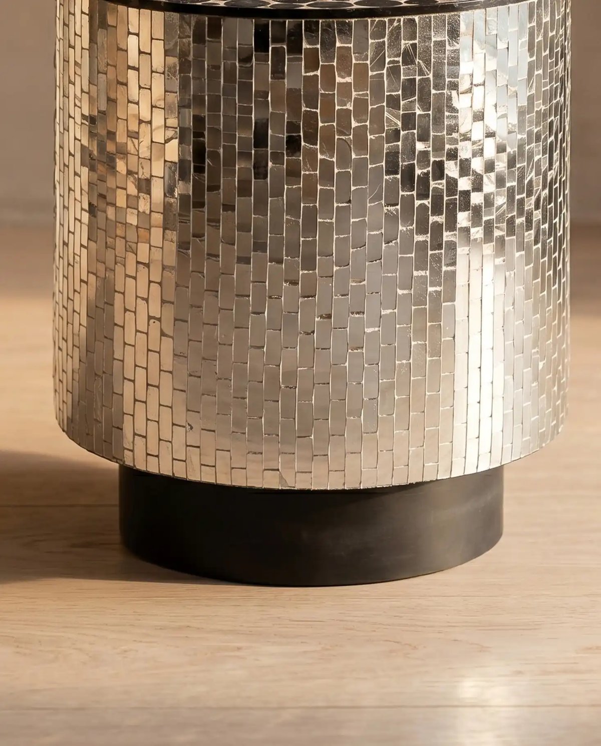 Thikri Side Table Round