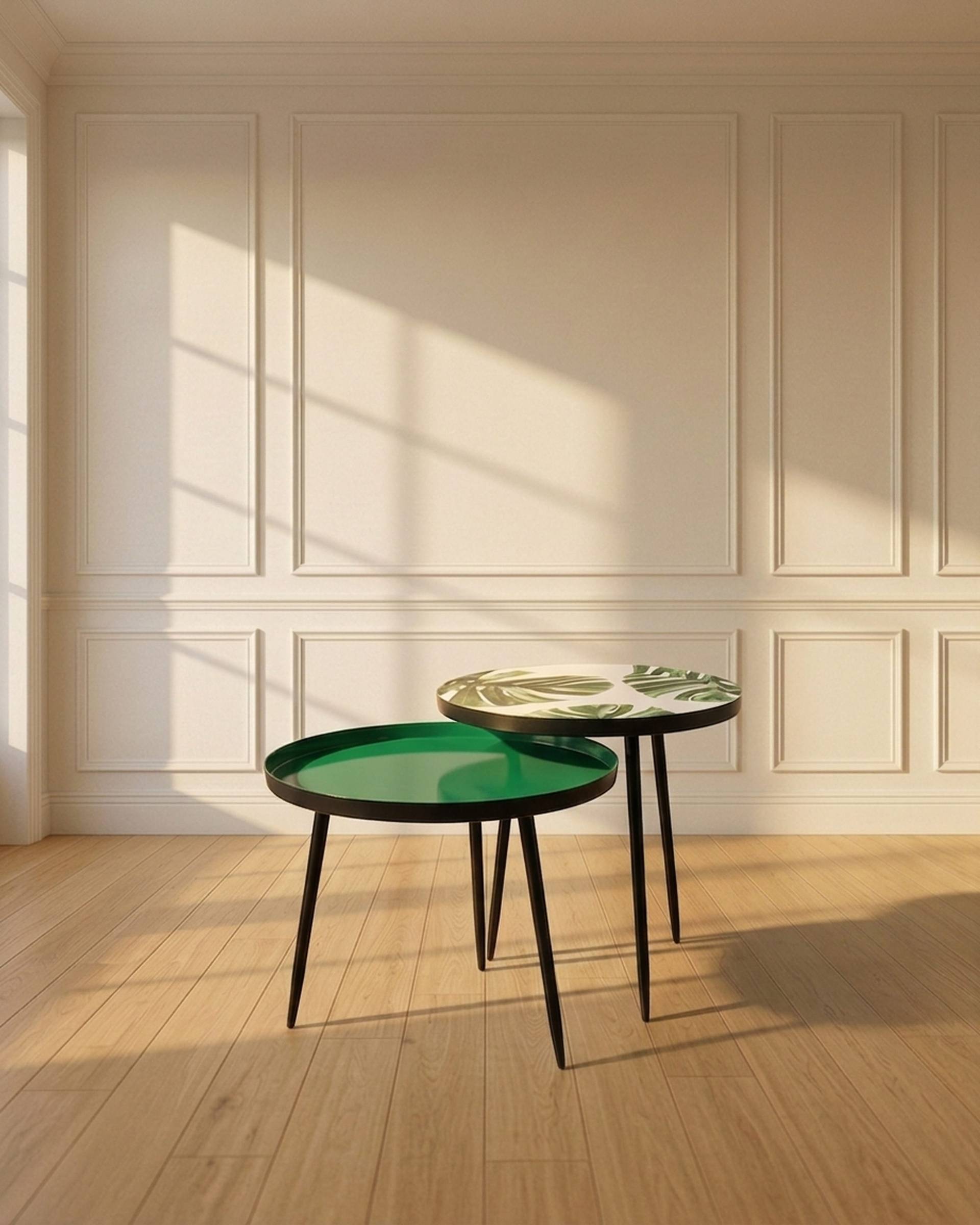 Laurel Leaf Nesting Table (Set of 2)