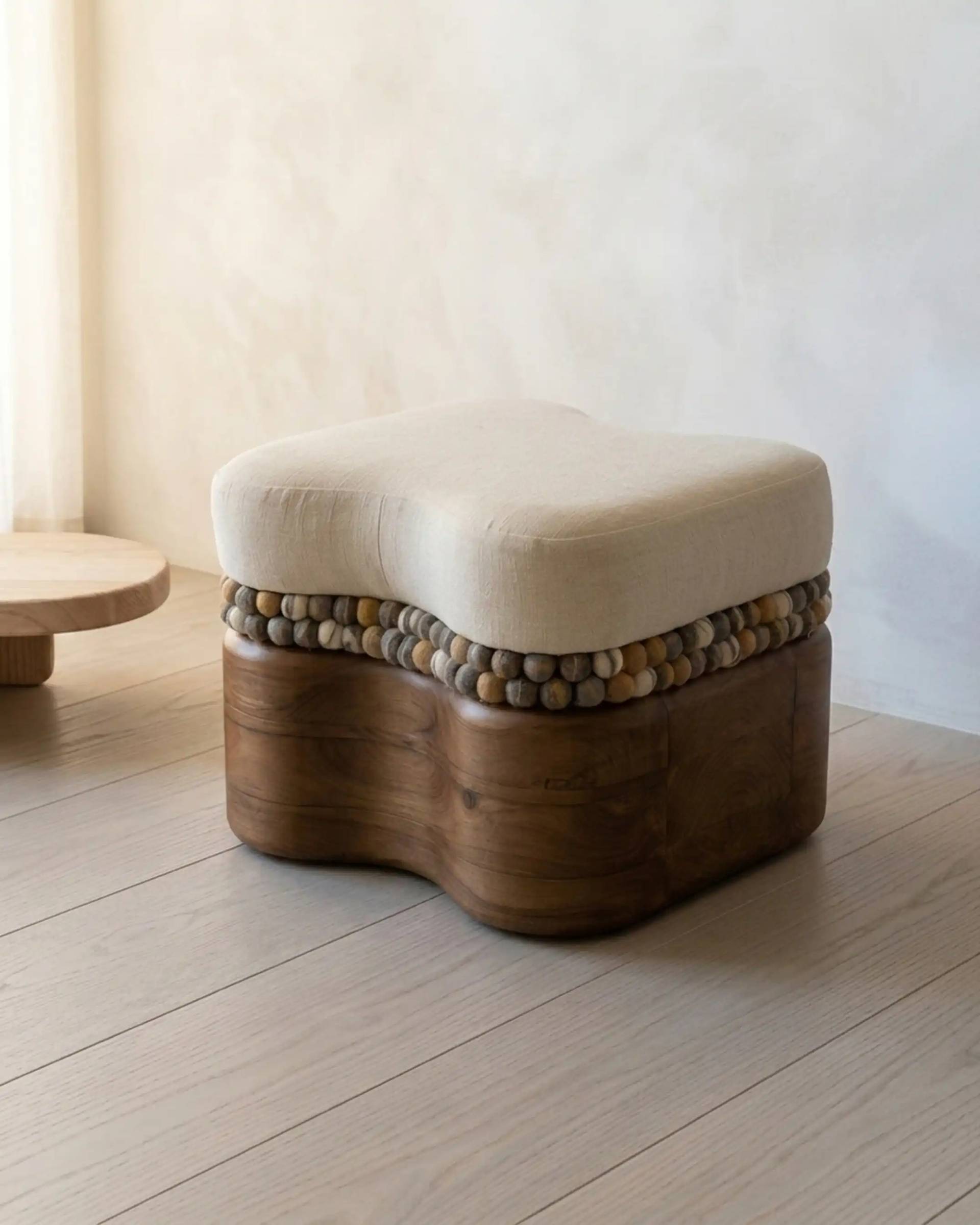 Verve Ottoman alternate view