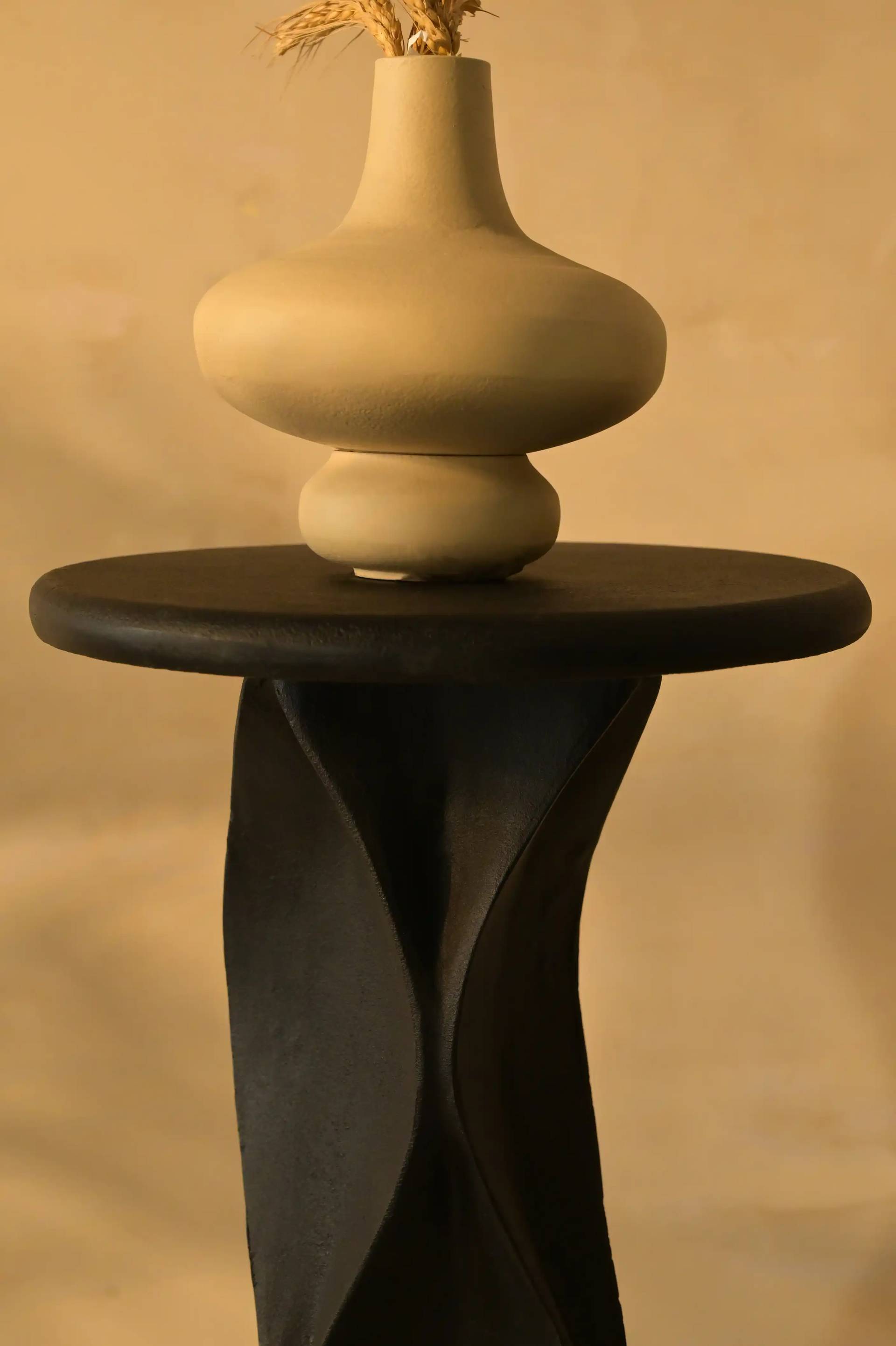 Celeste Table alternate view