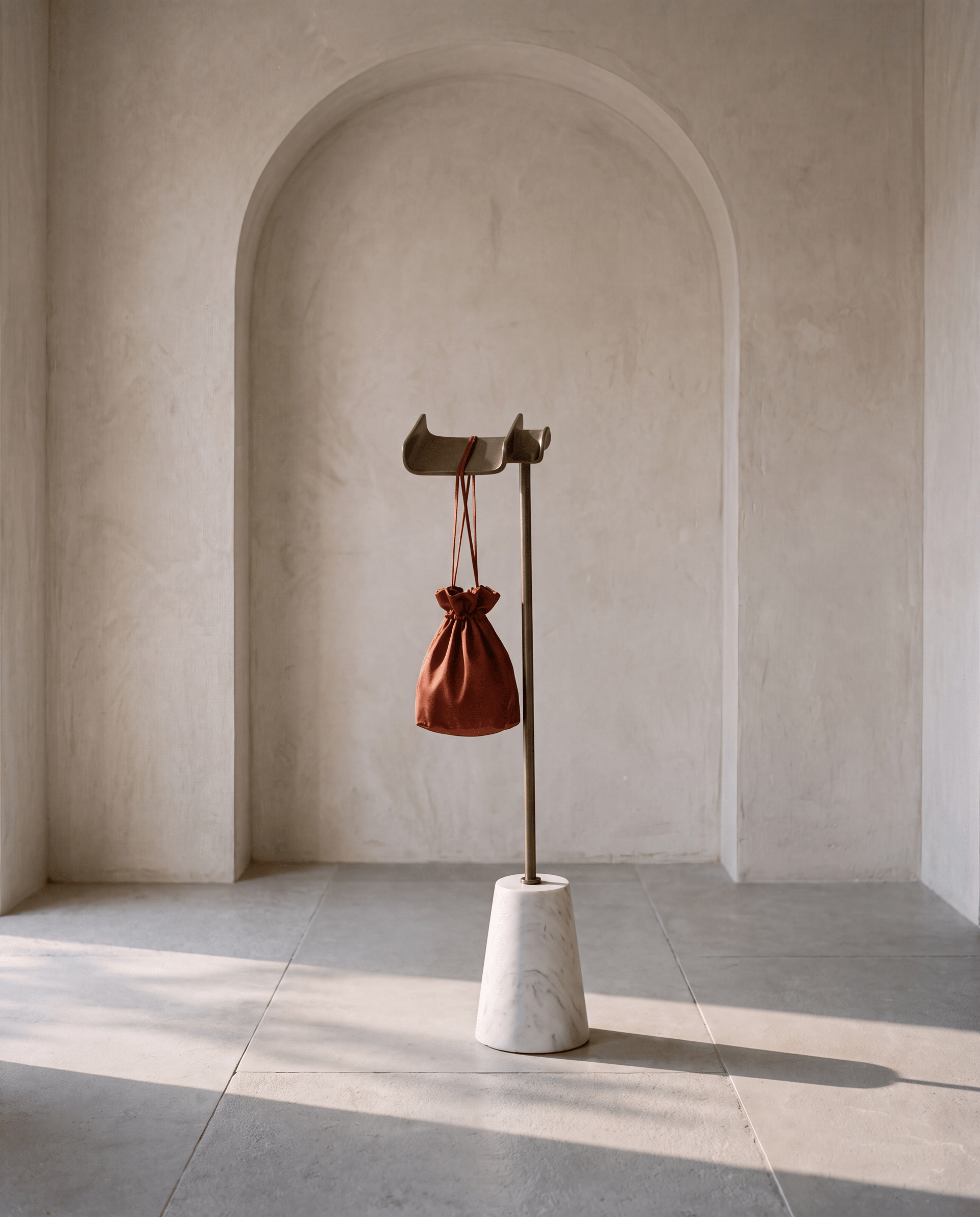 Begum Purse Valet