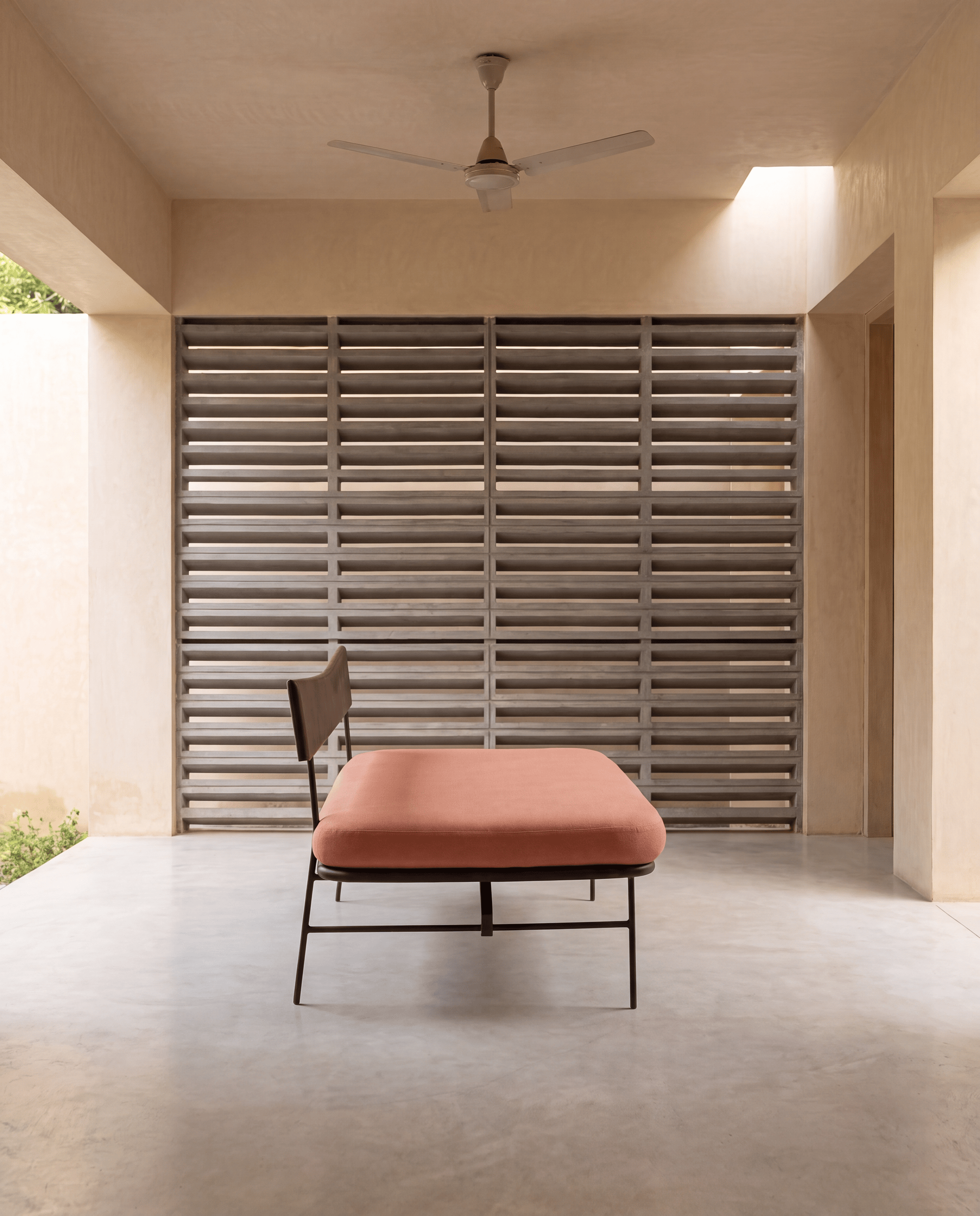 Golconde Day Bed