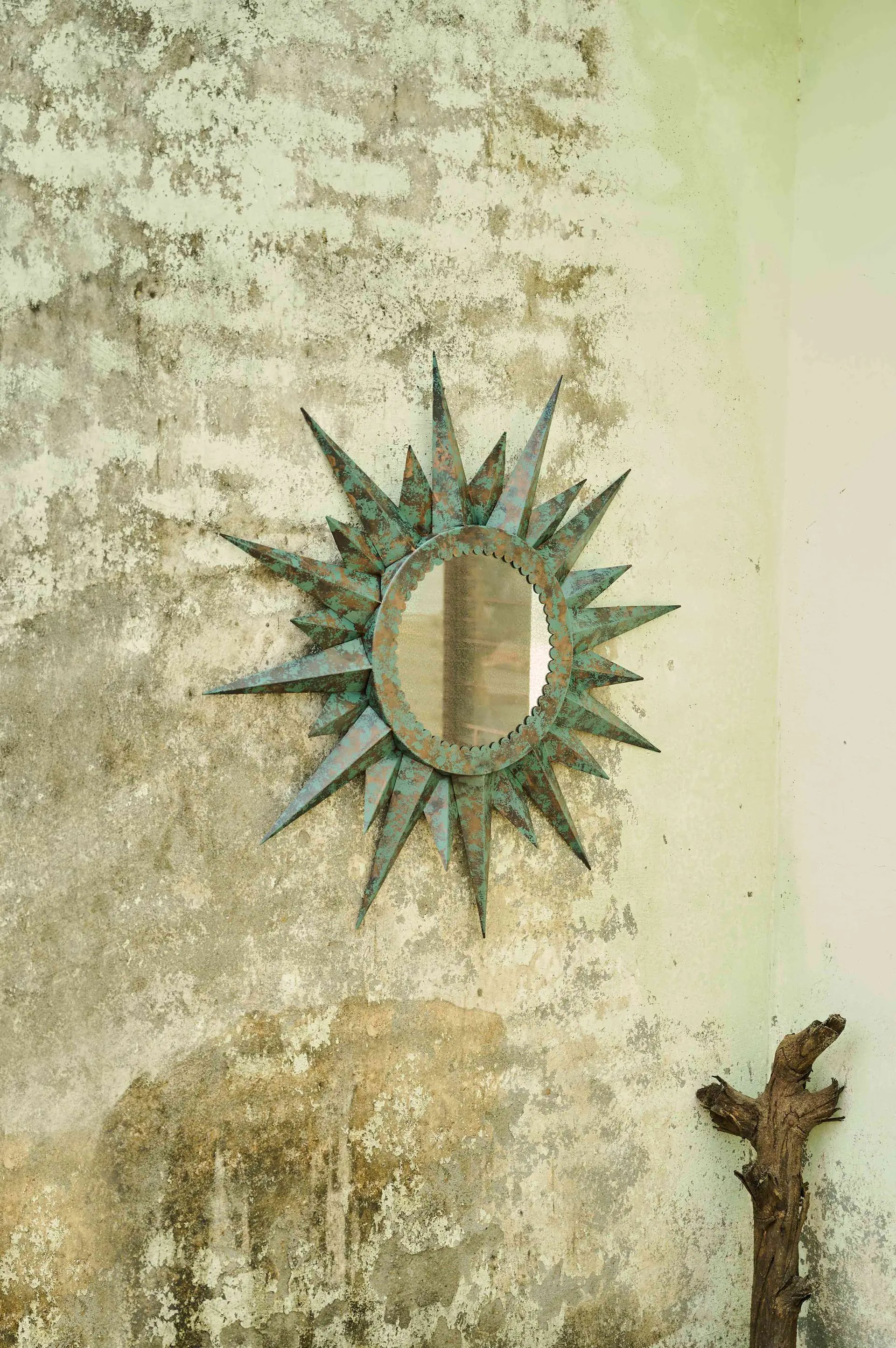 Corona Mirror