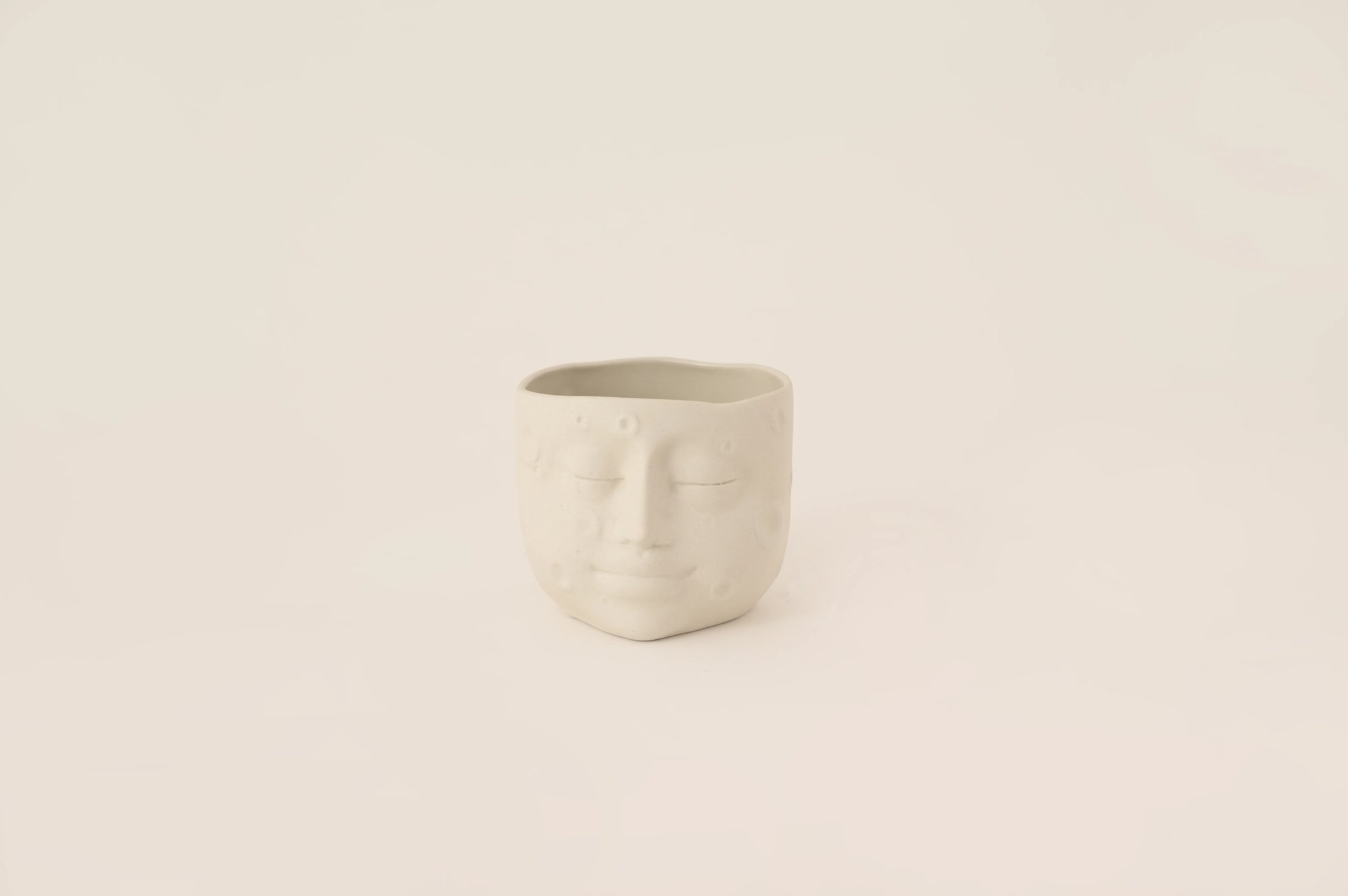 Luna Vase Ivory