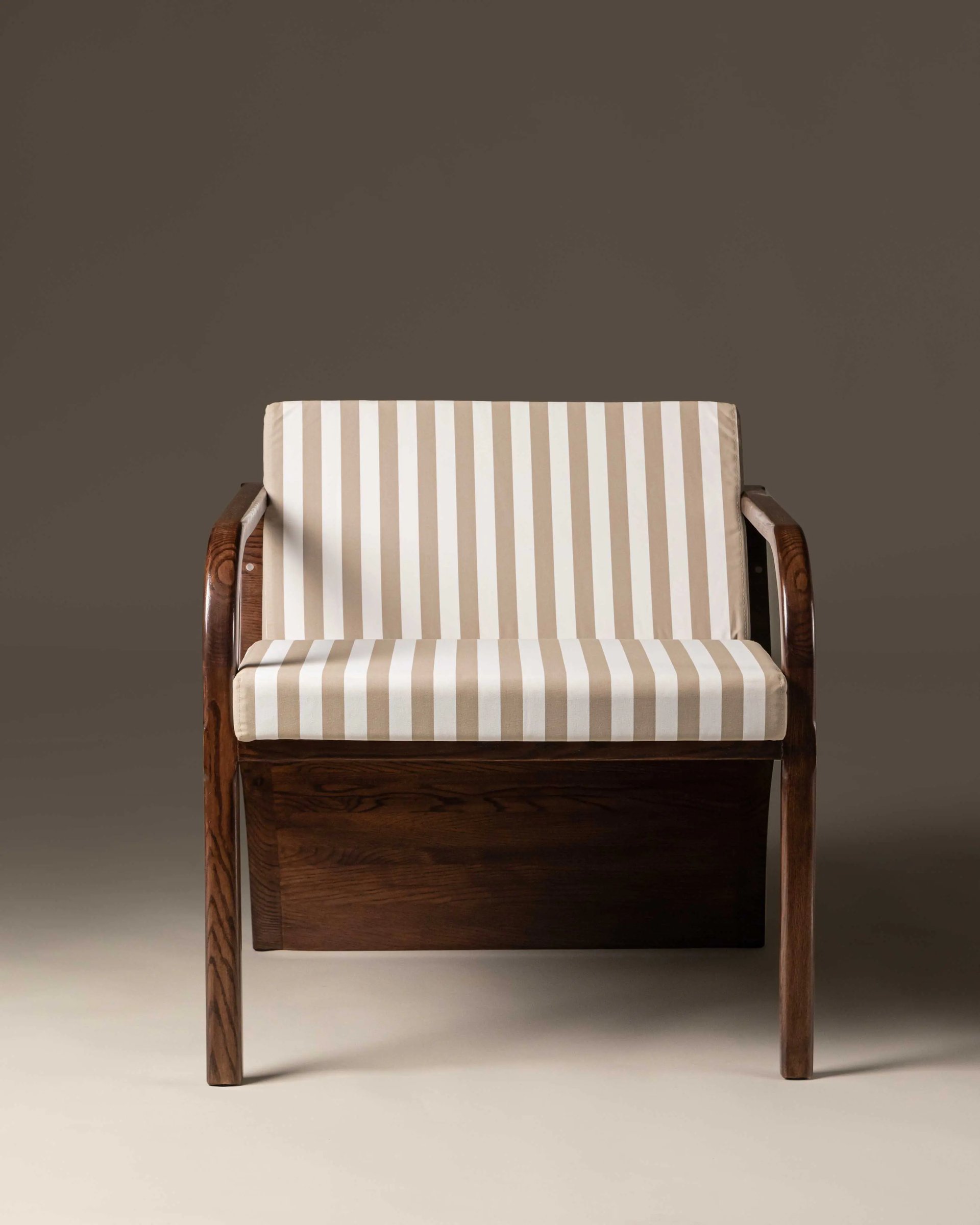Arcs Lounge Chair