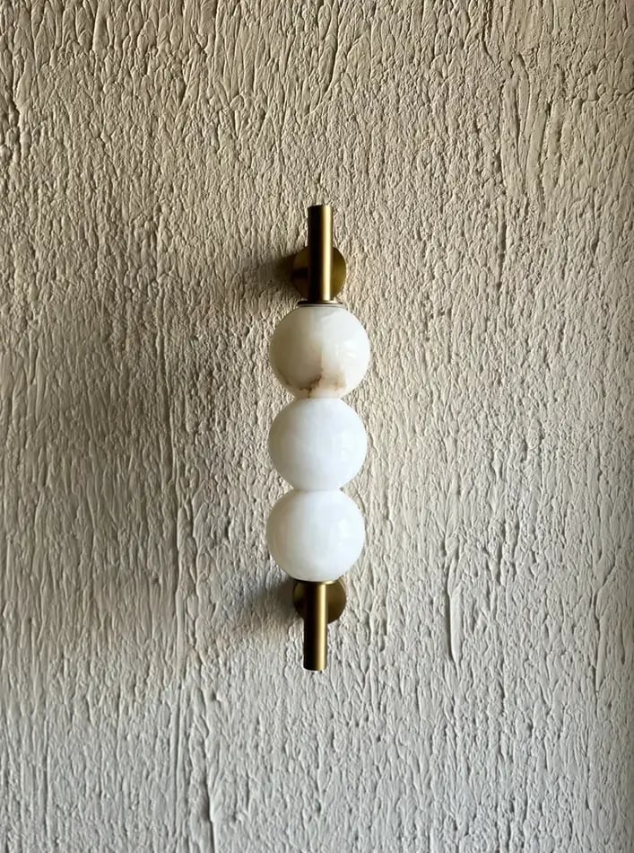 Tripple orb wall light 
