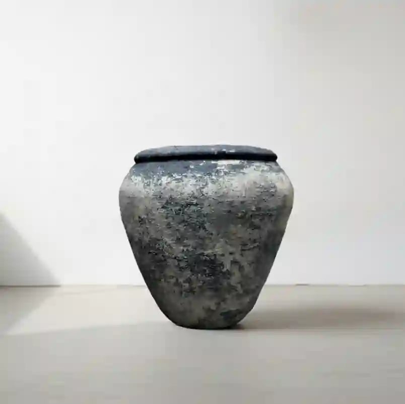 Asphalt Terracotta Pot
