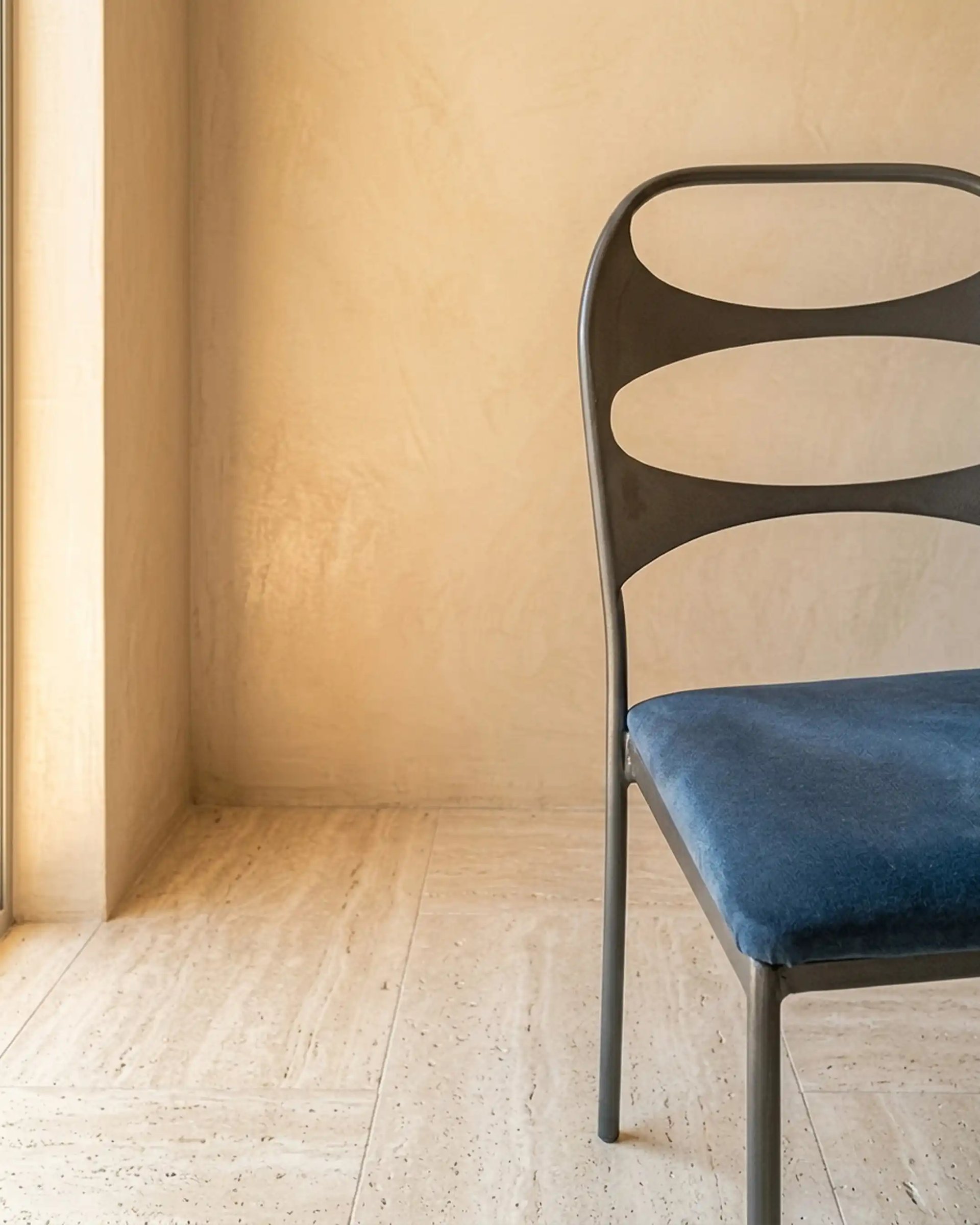 Weimar Chair Horizontal