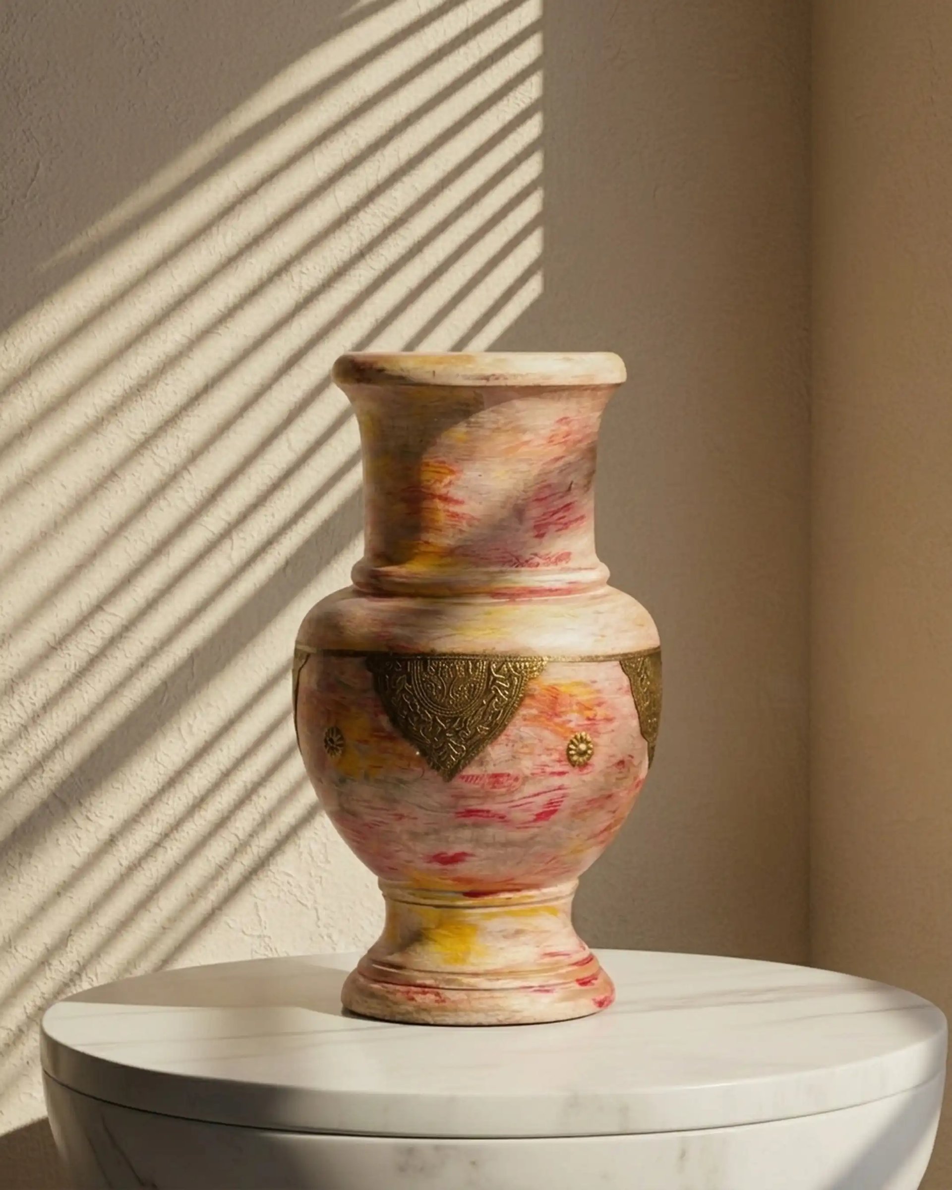 Wooden Pot Distressted Pink