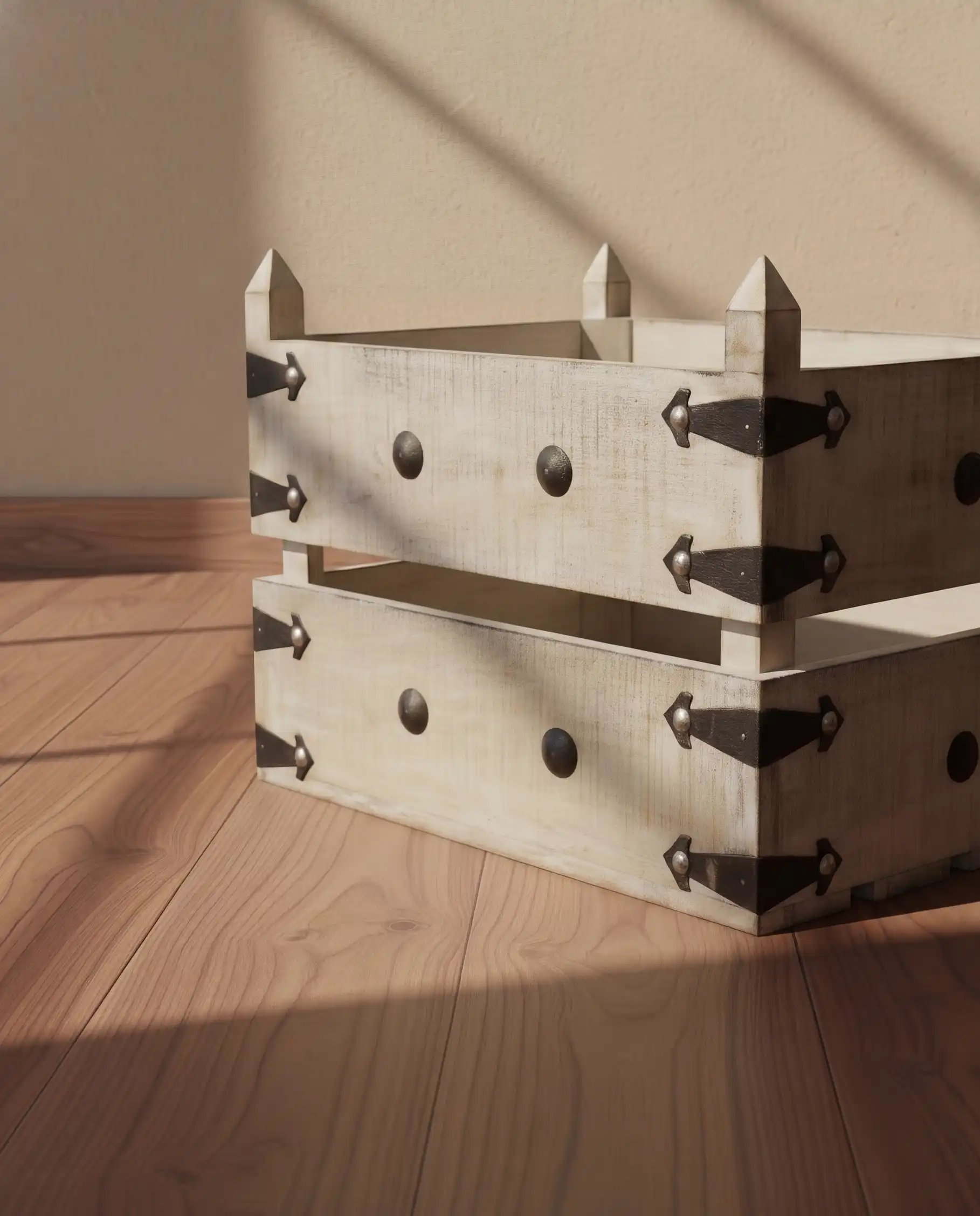Distress White Picket Planter, Cellar
