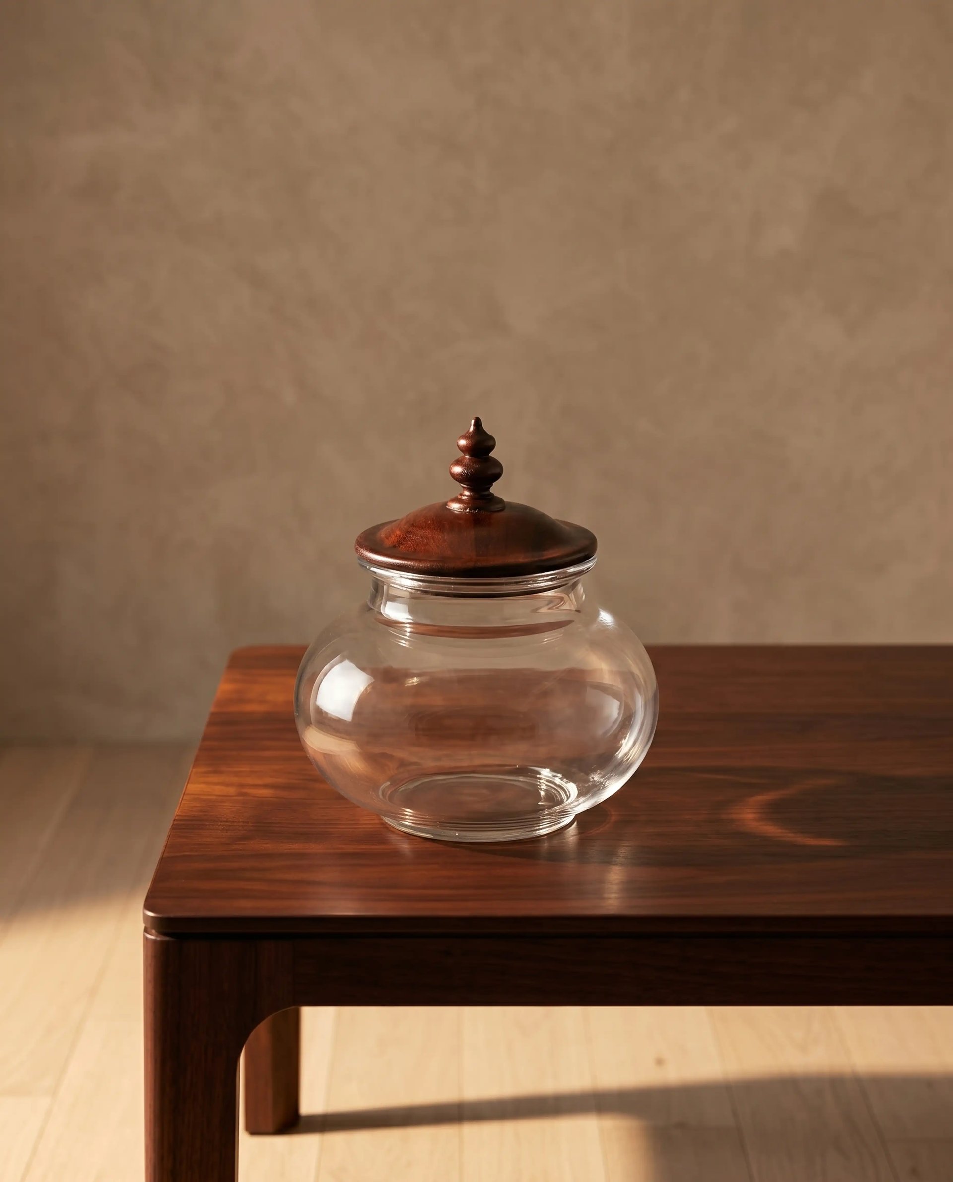 Samru Jar With Lid