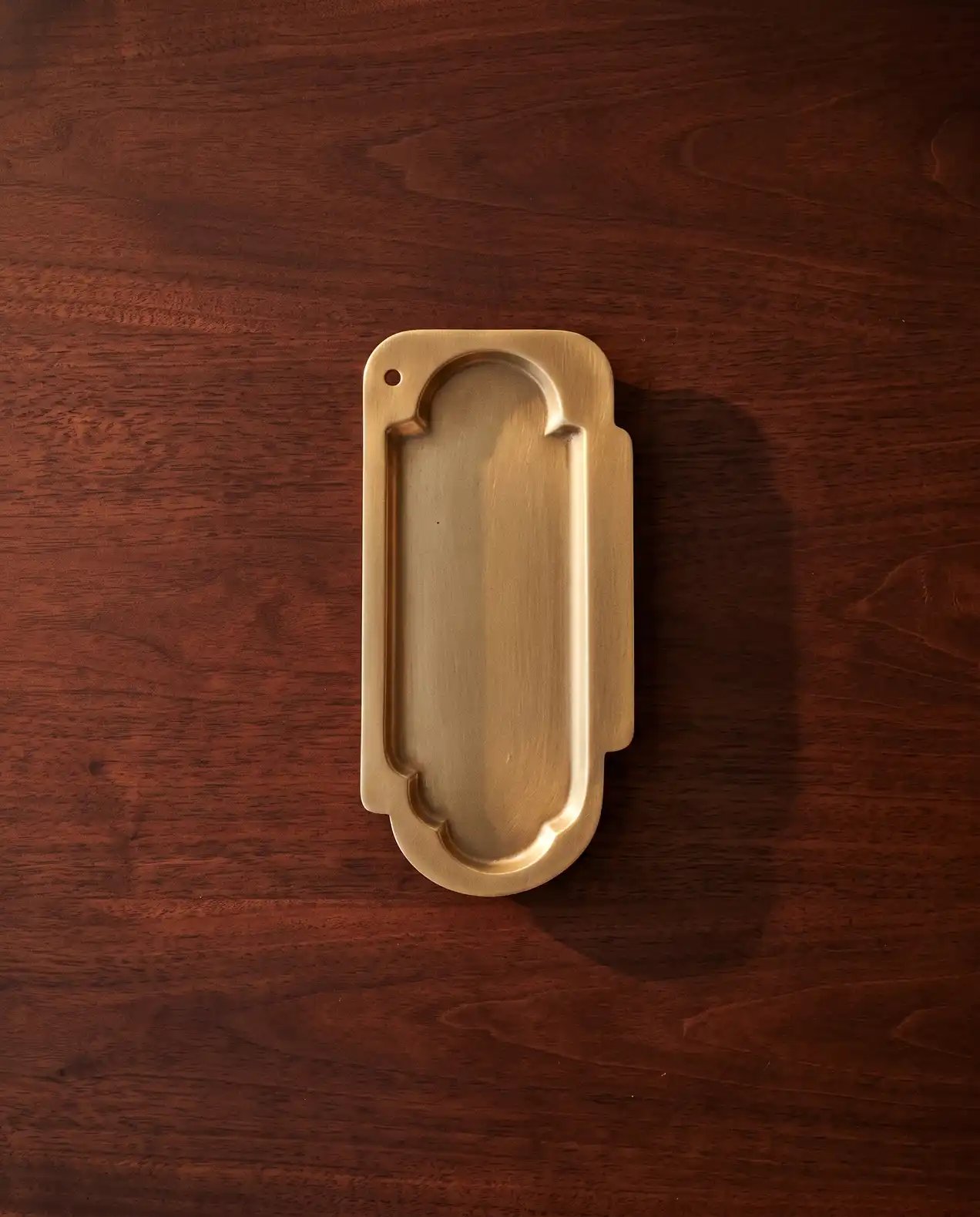 Imaarat Tray