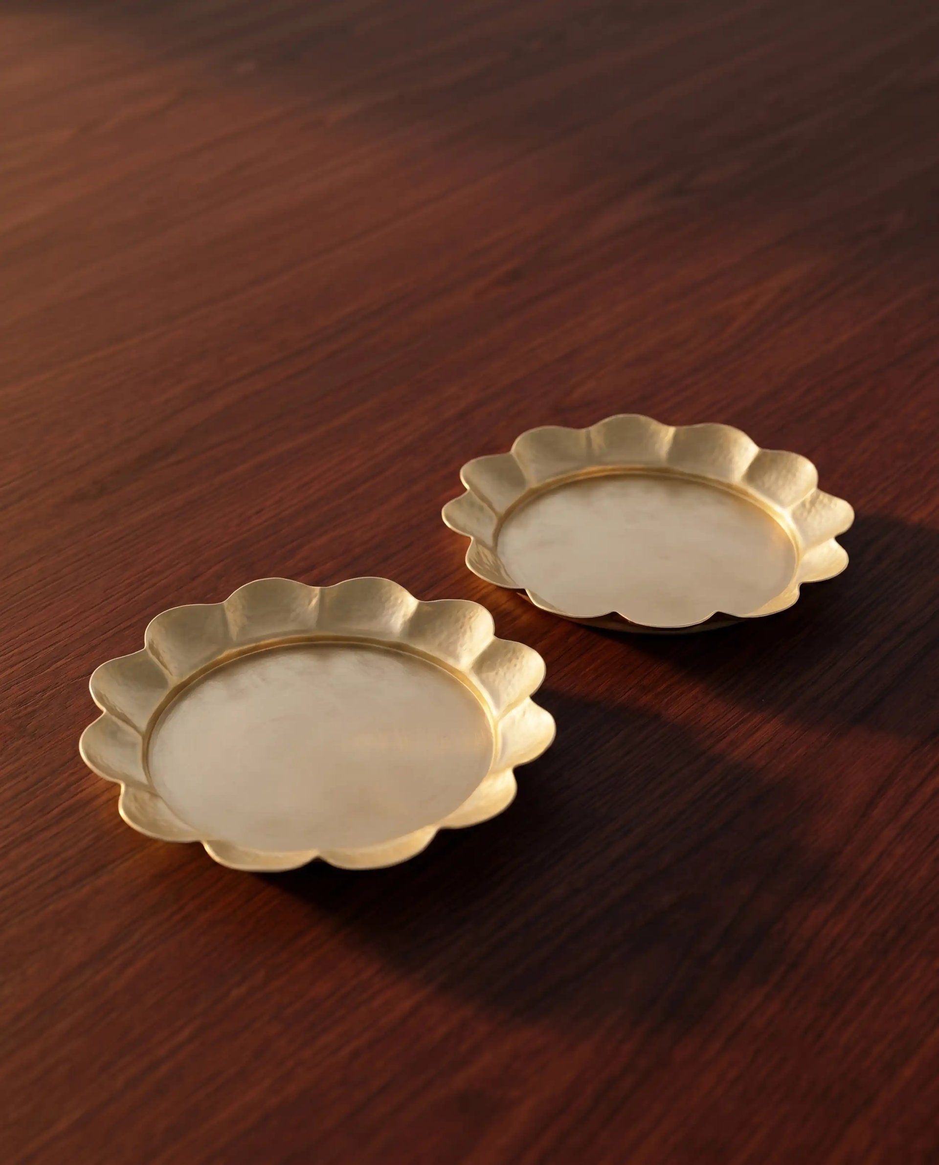 Yagna Platter M Set of 2