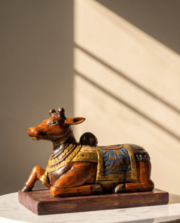 Nandi Wooden Sculpture view