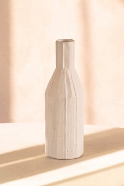 Azel Vase view