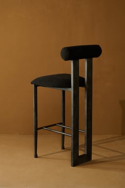 Tessa Barstool view