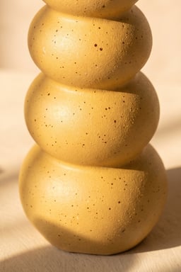 Loop Candle Holder view