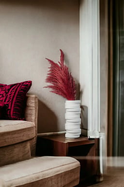 Yugen Vase view