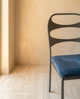 Weimar Chair Horizontal view