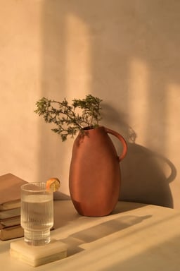 Mysa Vase view