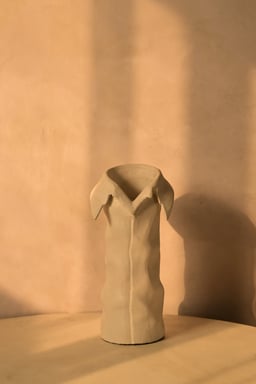 Solis Vase view