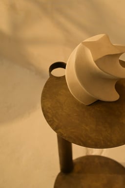 Arki Side Table view