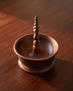Sultan Pin Holder view