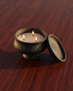 Luxury Terracotta Candle  view